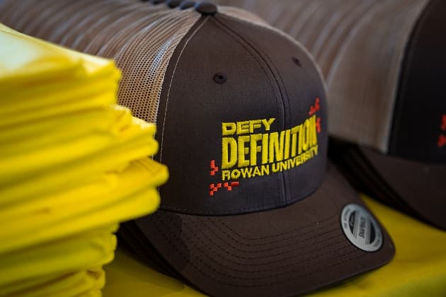 defy definition hat